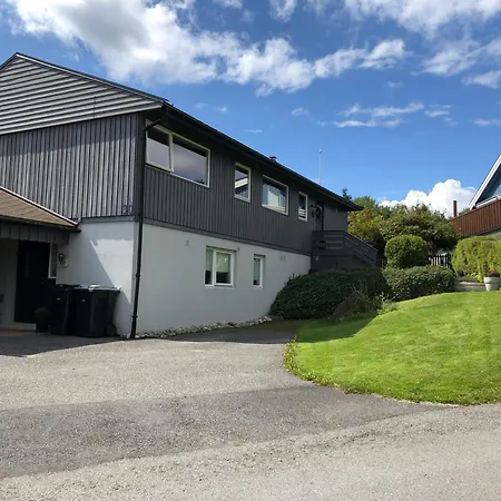 Apartment I Drobak, Rolig Sted Naer Golfbane Og Fine Turstier *
