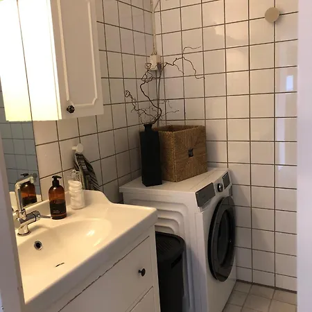I Drobak, Rolig Sted Naer Golfbane Og Fine Turstier Apartment Tonsberg
